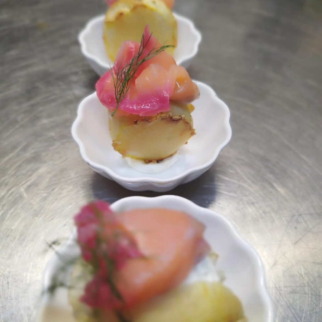 Scopri i miei piatti - Mini bun con crema di formaggio e salmone marinato