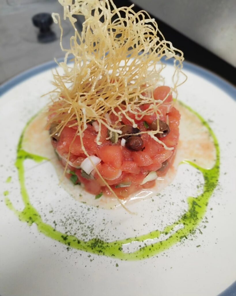 Scopri i miei piatti - Tartare di pomodoro con capperi e olive