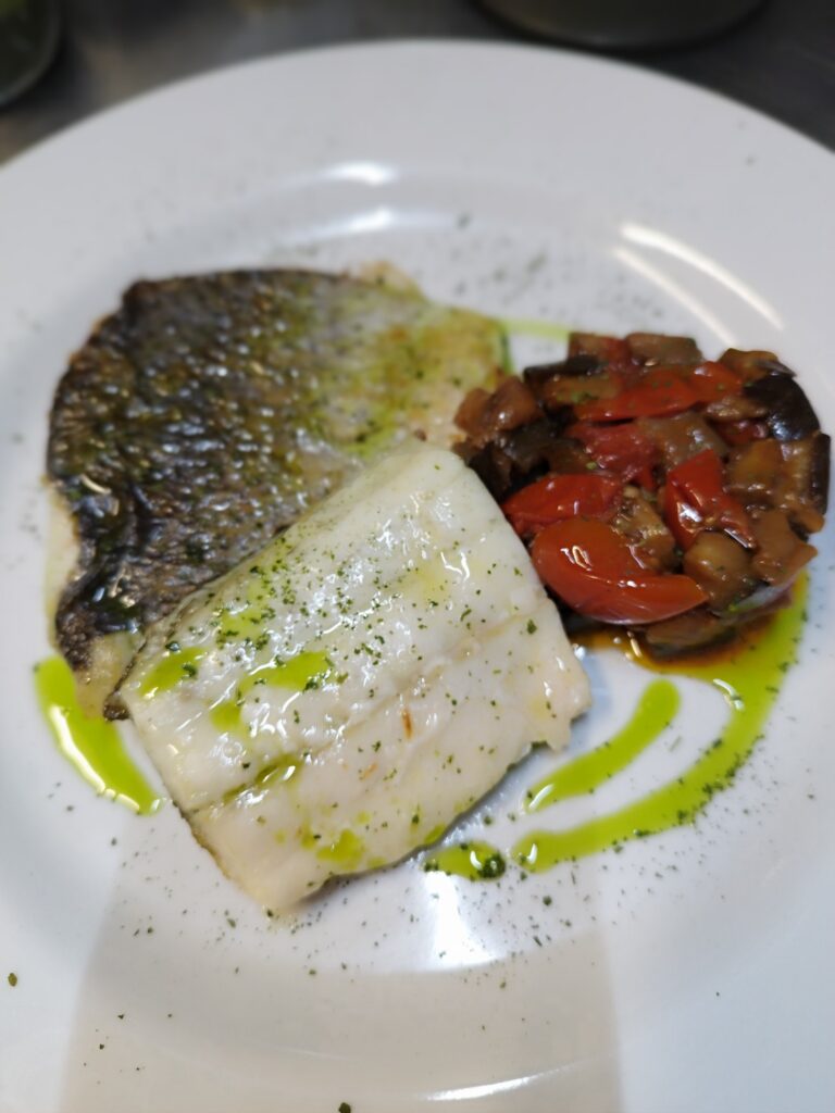 Scopri i miei piatti - Filetto di ombrina con melanzane a funghetto
