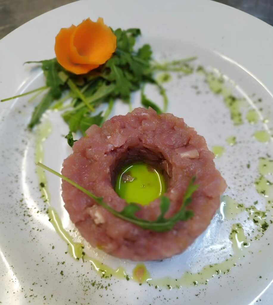 Scopri i miei piatti - Tartare di tonno con olio alla foglia di fico