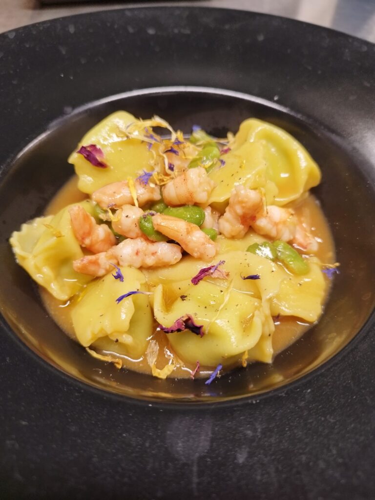 Scopri i miei piatti - Raviolini con ricotta e patate con gamberi e la loro bisque